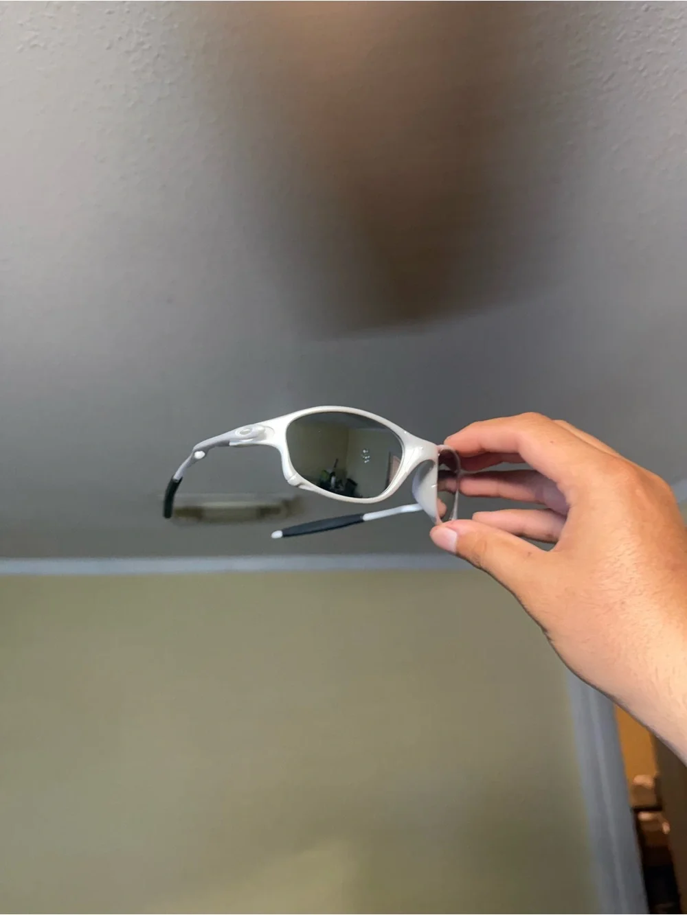 White Sport Sunglasses with Gray Lenses - Oakleys